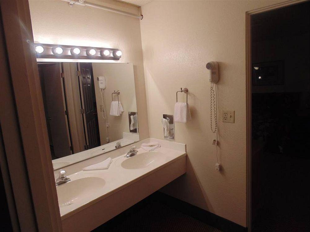 Barratt Inn Anchorage Airport Екстериор снимка